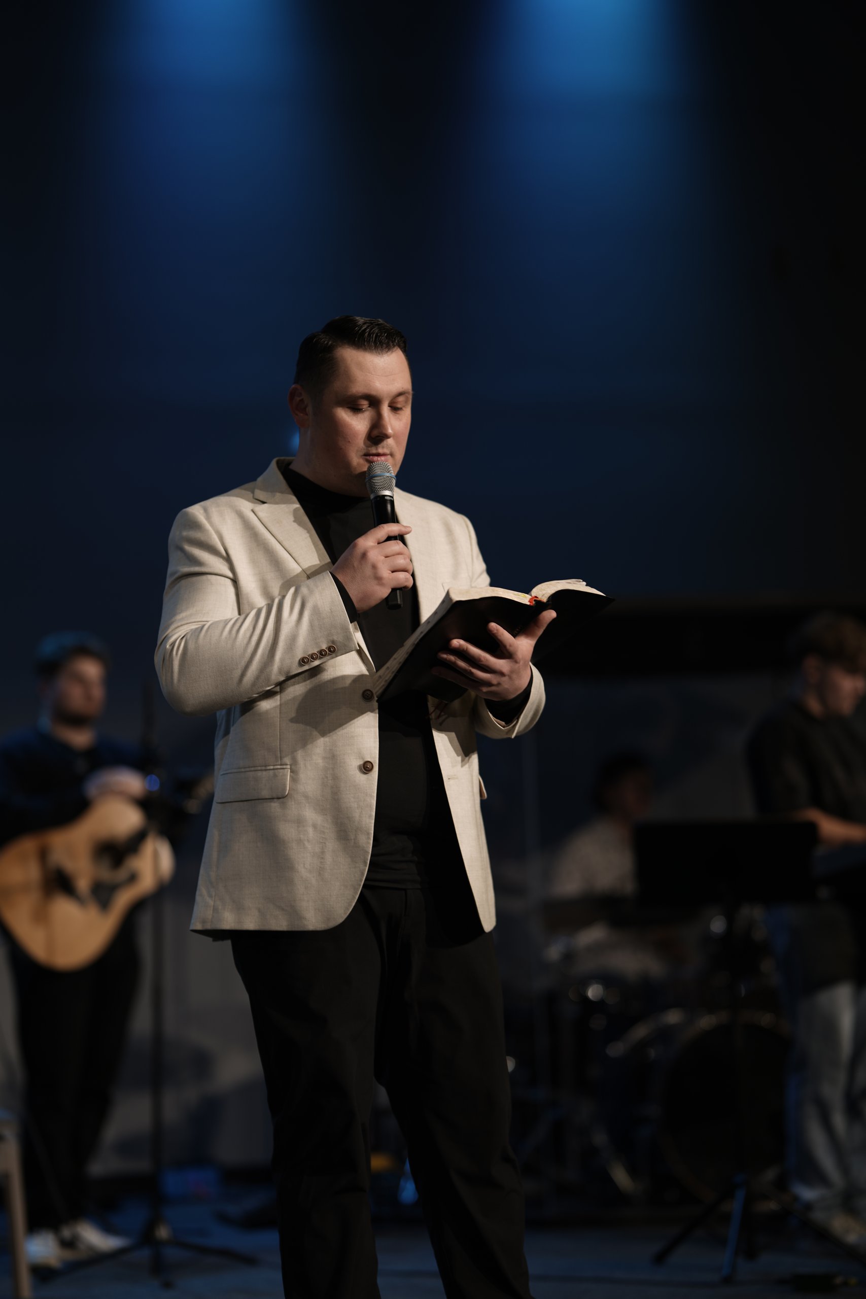 Pastor Roman Melnik
